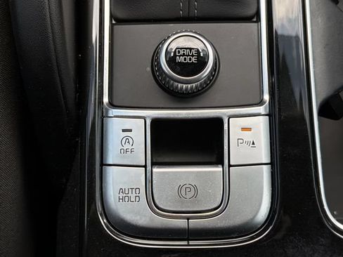 Used 2024 Kia Telluride S w/ S Sunroof Package FWD image 11
