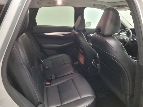 Used 2020 INFINITI QX50 Luxe FWD image 19