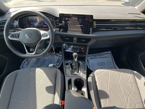 New 2025 Volkswagen Jetta Sport image 25