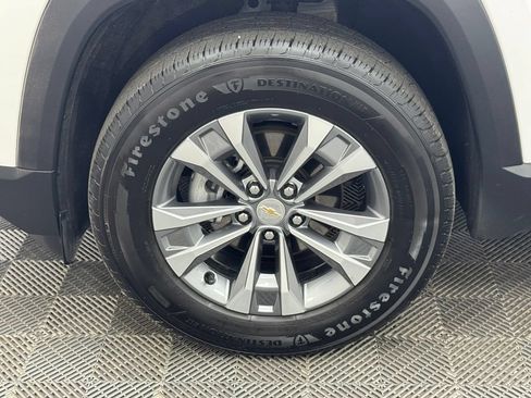 Used 2025 Chevrolet Equinox LT FWD image 27