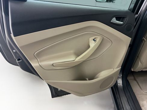 Used 2014 Ford C-MAX SEL w/ Equipment Group 302A image 25