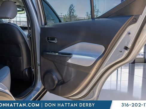 Used 2023 Nissan Kicks SR w/ SR Premium Package FWD image 24