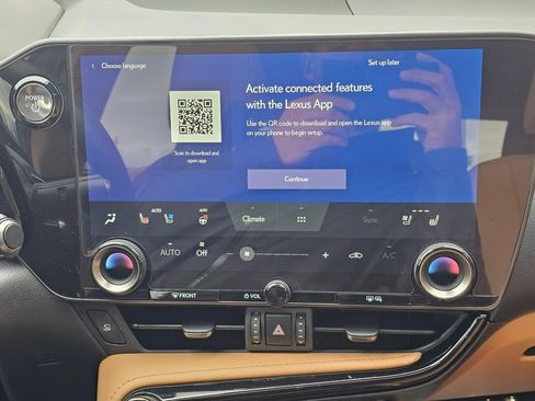 Used 2025 Lexus NX 350h AWD w/ Premium Package image 29