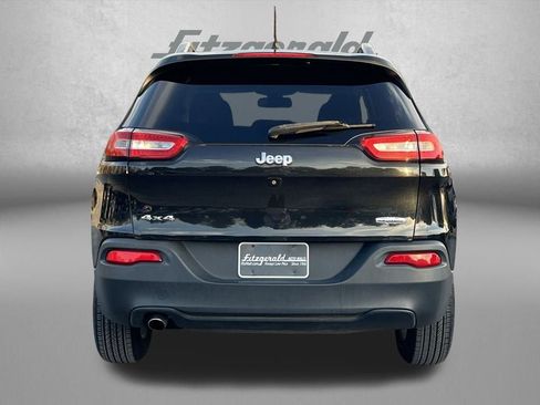 Used 2015 Jeep Cherokee Latitude image 6