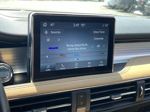 Used 2022 Lincoln Corsair Reserve w/ Luxury Package AWD/4WD image 17