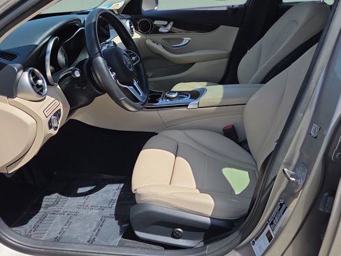 Used 2019 Mercedes-Benz C 300 Sedan image 9