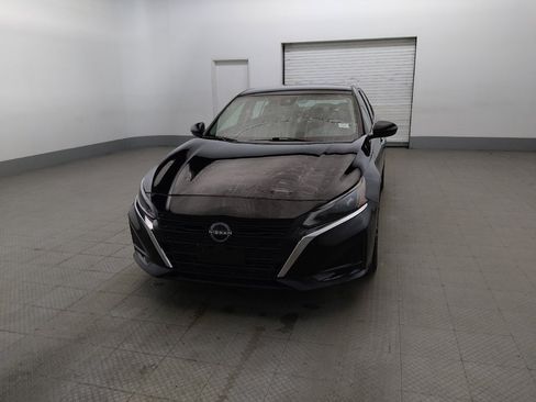 Used 2023 Nissan Altima 2.5 SV AWD/4WD image 15