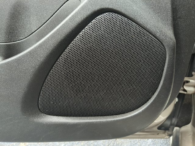 Used 2025 Chevrolet Malibu LT FWD image 21