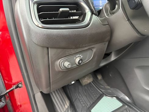 Used 2024 Chevrolet Equinox RS AWD/4WD image 21