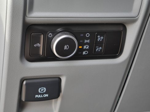 Certified 2023 Ford F150 XLT w/ Trailer Tow Package image 5