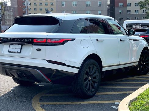 Used 2020 Land Rover Range Rover Velar R-Dynamic S AWD/4WD image 12