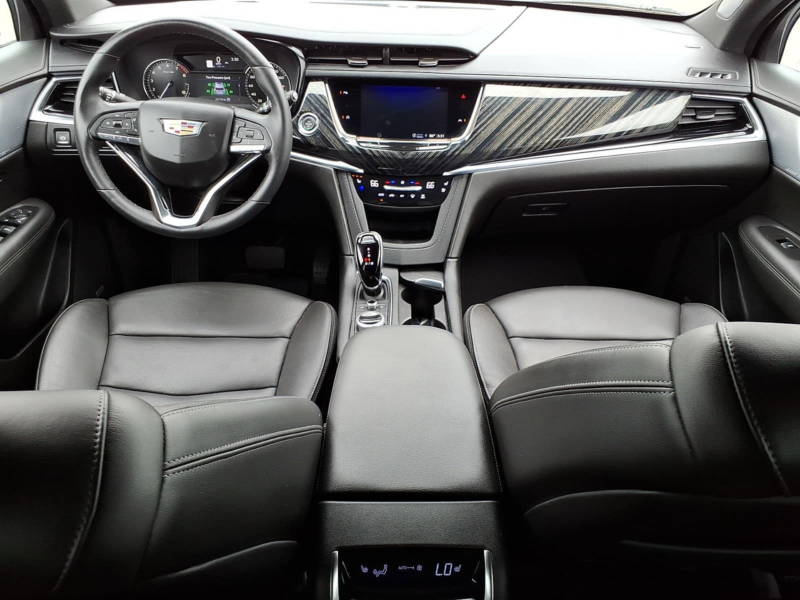 Used 2024 Cadillac XT6 Premium Luxury AWD/4WD image 11