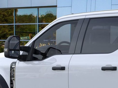 New 2026 Ford F450 XL w/ XL Chrome Package image 21