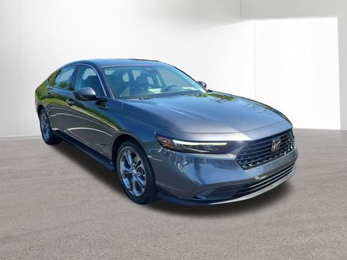 Used 2024 Honda Accord EX image 12