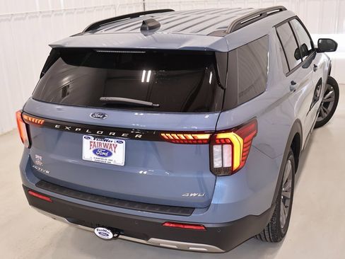New 2026 Ford Explorer Active image 38