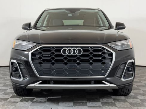 Used 2023 Audi Q5 2.0T Premium w/ Convenience Package AWD/4WD image 6
