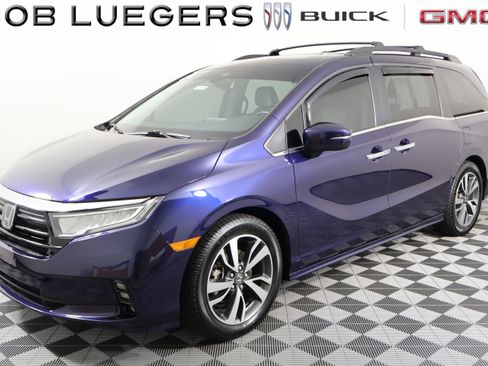 Used 2023 Honda Odyssey Touring image 3