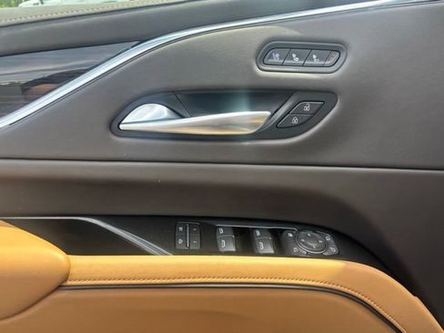 Used 2023 Cadillac Escalade Premium Luxury w/ LPO, Floor Liner Package AWD/4WD image 13