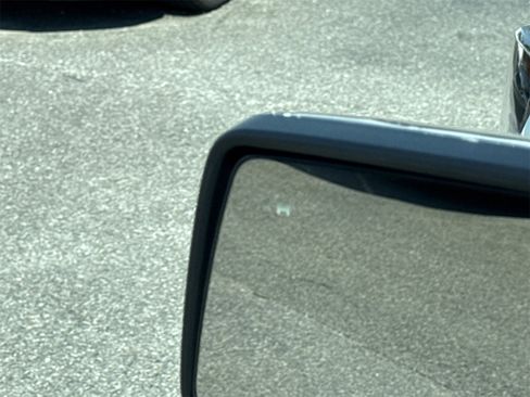 Used 2024 GMC Sierra 1500 SLE w/ Preferred Package image 16