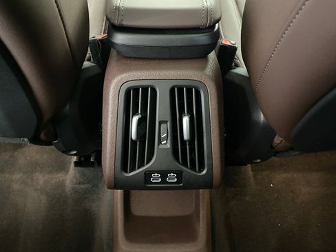 Used 2025 BMW X1 xDrive28i w/ Premium Package image 29