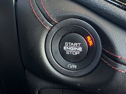 Used 2021 Dodge Durango R/T w/ Technology Group AWD/4WD image 24