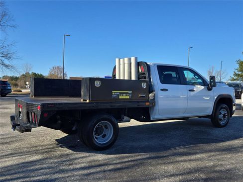 Used 2022 GMC Sierra 3500 Pro w/ Convenience Package RWD image 8