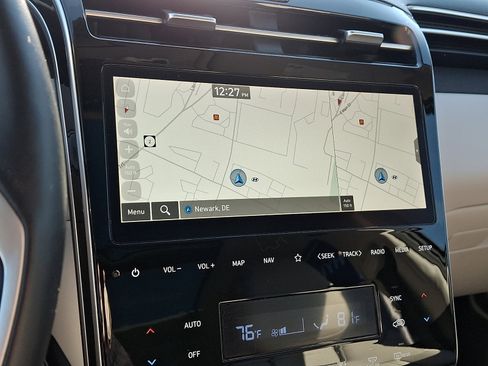 Certified 2023 Hyundai Tucson Limited w/ Cargo Package image 17