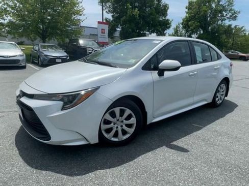 Certified 2023 Toyota Corolla LE FWD image 4