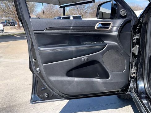 Used 2015 Jeep Grand Cherokee Limited image 21