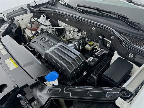 Used 2023 Volkswagen Atlas SEL image 31