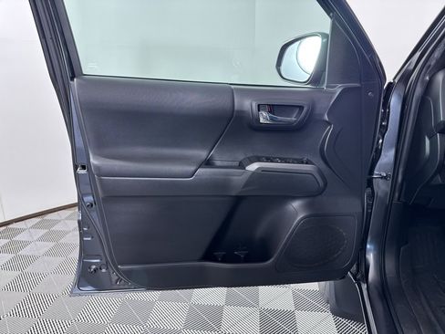 Used 2023 Toyota Tacoma TRD Sport AWD/4WD image 22