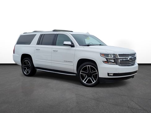 Used 2020 Chevrolet Suburban Premier AWD/4WD image 1