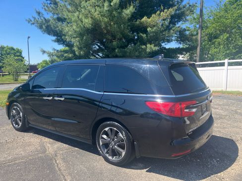 Used 2022 Honda Odyssey Elite image 4