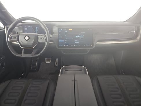 Used 2024 Rivian R1S Adventure image 25