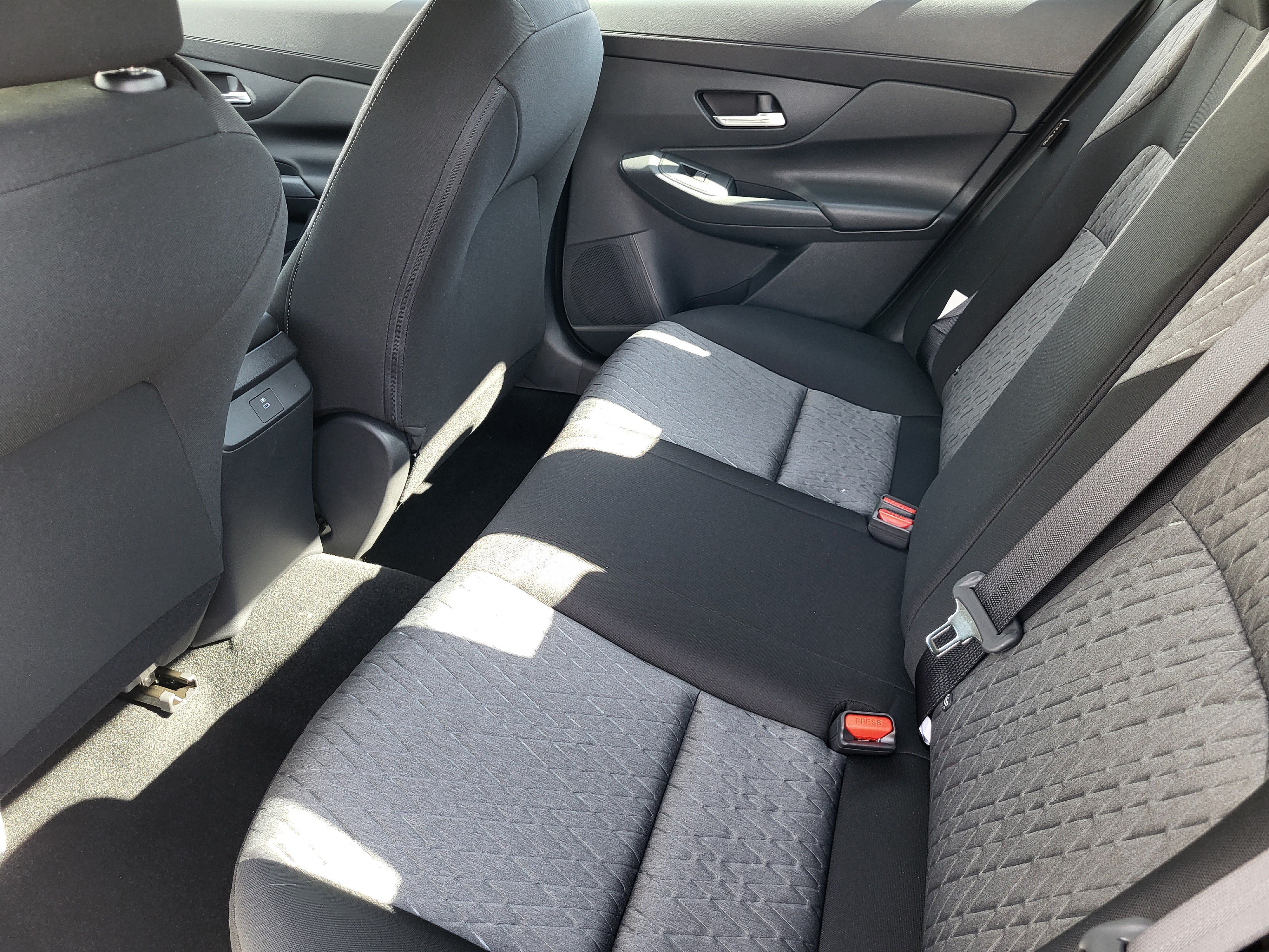 New 2026 Nissan Sentra SV w/ Floor Mat Package FWD image 22