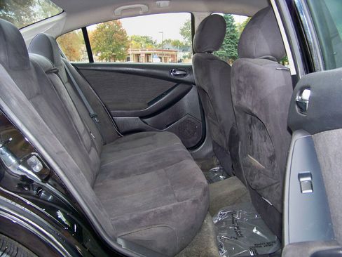 Used 2011 Nissan Altima 2.5 S image 16