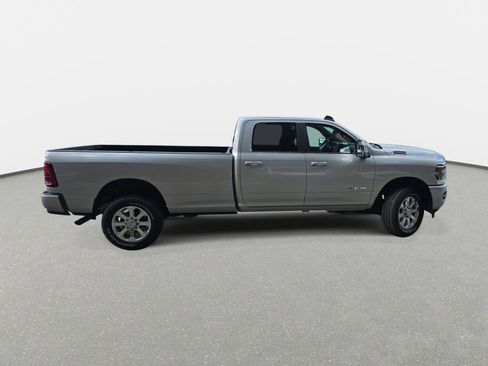 New 2026 RAM 2500 Laramie AWD/4WD image 4