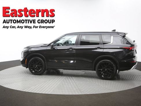 Used 2024 Mitsubishi Outlander SE AWD/4WD image 61