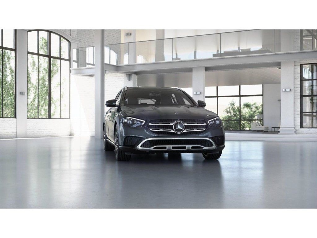 Used 2023 Mercedes-Benz E 450 4MATIC All-Terrain Wagon image 9