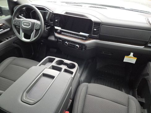 New 2026 GMC Sierra 2500 SLE w/ SLE Value Package; image 26