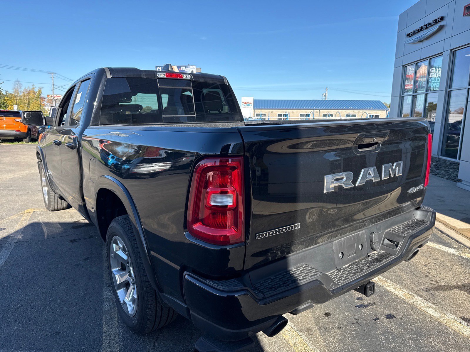 Used 2025 RAM 1500 Big Horn AWD/4WD image 3