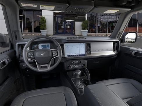 New 2025 Ford Bronco Badlands image 34