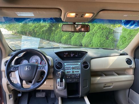 Used 2011 Honda Pilot EX-L image 18