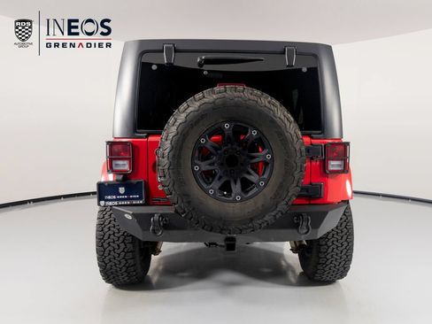 Used 2015 Jeep Wrangler Unlimited Sport AWD/4WD image 4