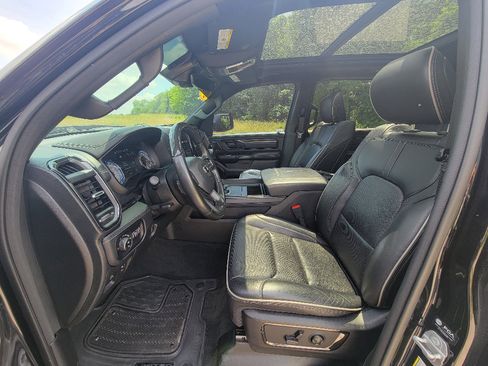 Used 2022 RAM 1500 Limited w/ Night Edition AWD/4WD image 11
