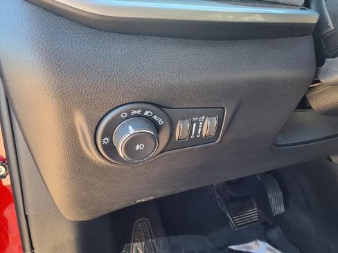 Used 2023 Jeep Compass Latitude w/ Convenience Group image 23