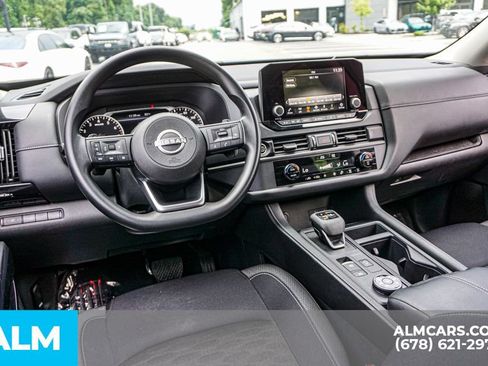 Used 2024 Nissan Pathfinder S AWD/4WD image 29