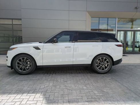 New 2026 Land Rover Range Rover Sport SE image 8