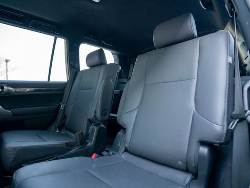 Used 2023 Lexus GX 460 Premium image 35
