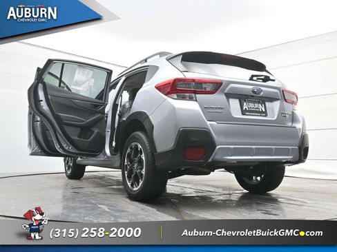 Used 2023 Subaru Crosstrek 2.0i Premium image 31
